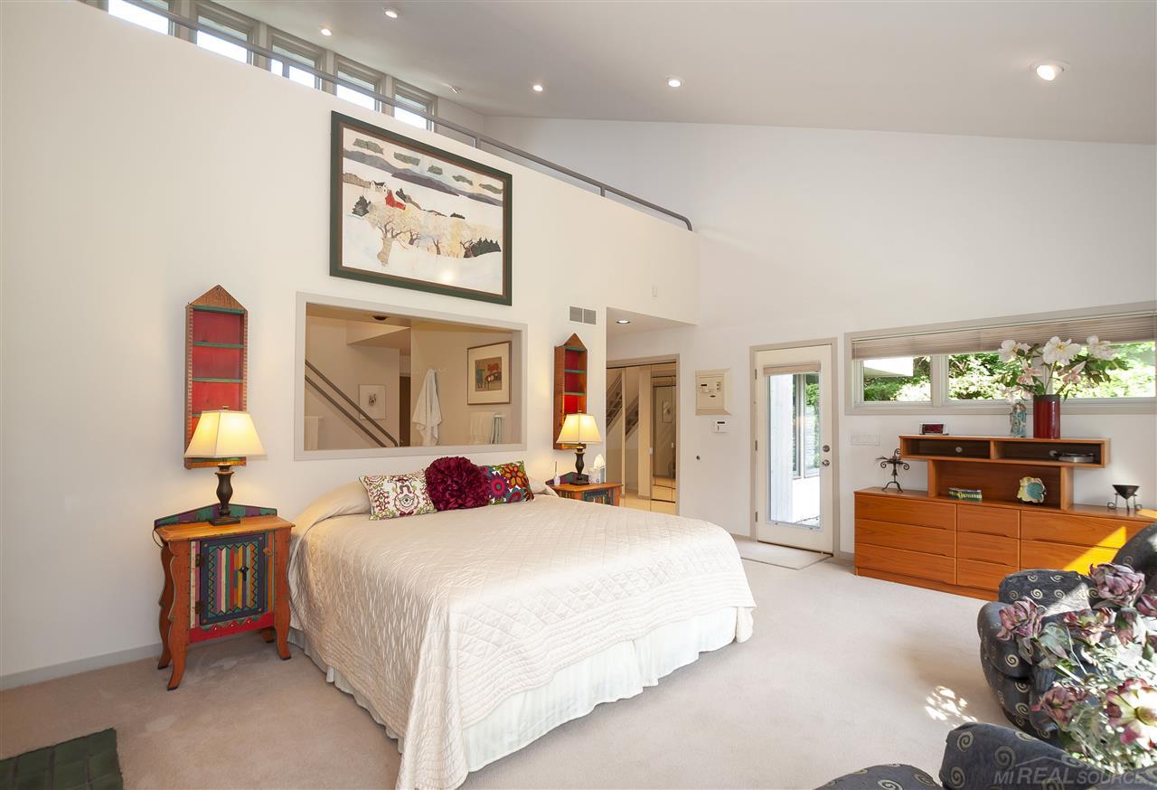 181 Lothrop Road Grosse Pointe, MI 48236 - Photo 53 of 77 31390616-52.JPG