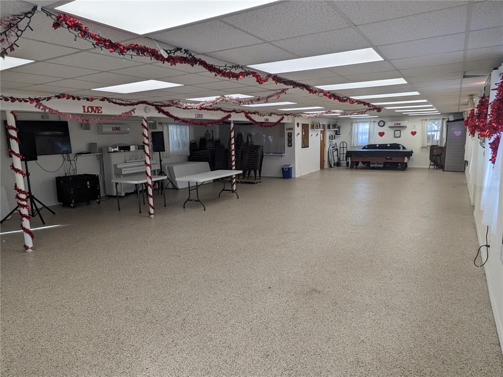 800 32nd Avenue South, Unit 612 St. Petersburg, FL 33705 - Photo 15 of 16 a view of a big room with racks