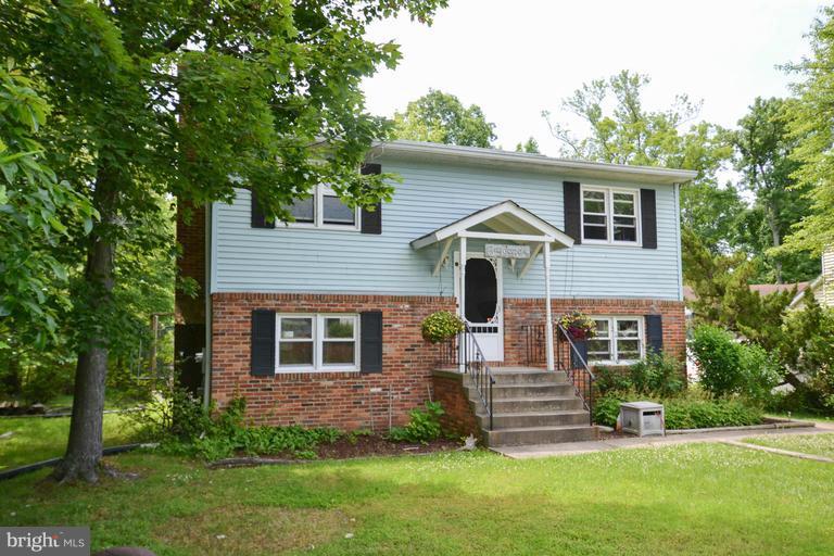 1703 Bayview Road Shady Side, MD 20764 - Photo 1 of 25 Exterior (Front)