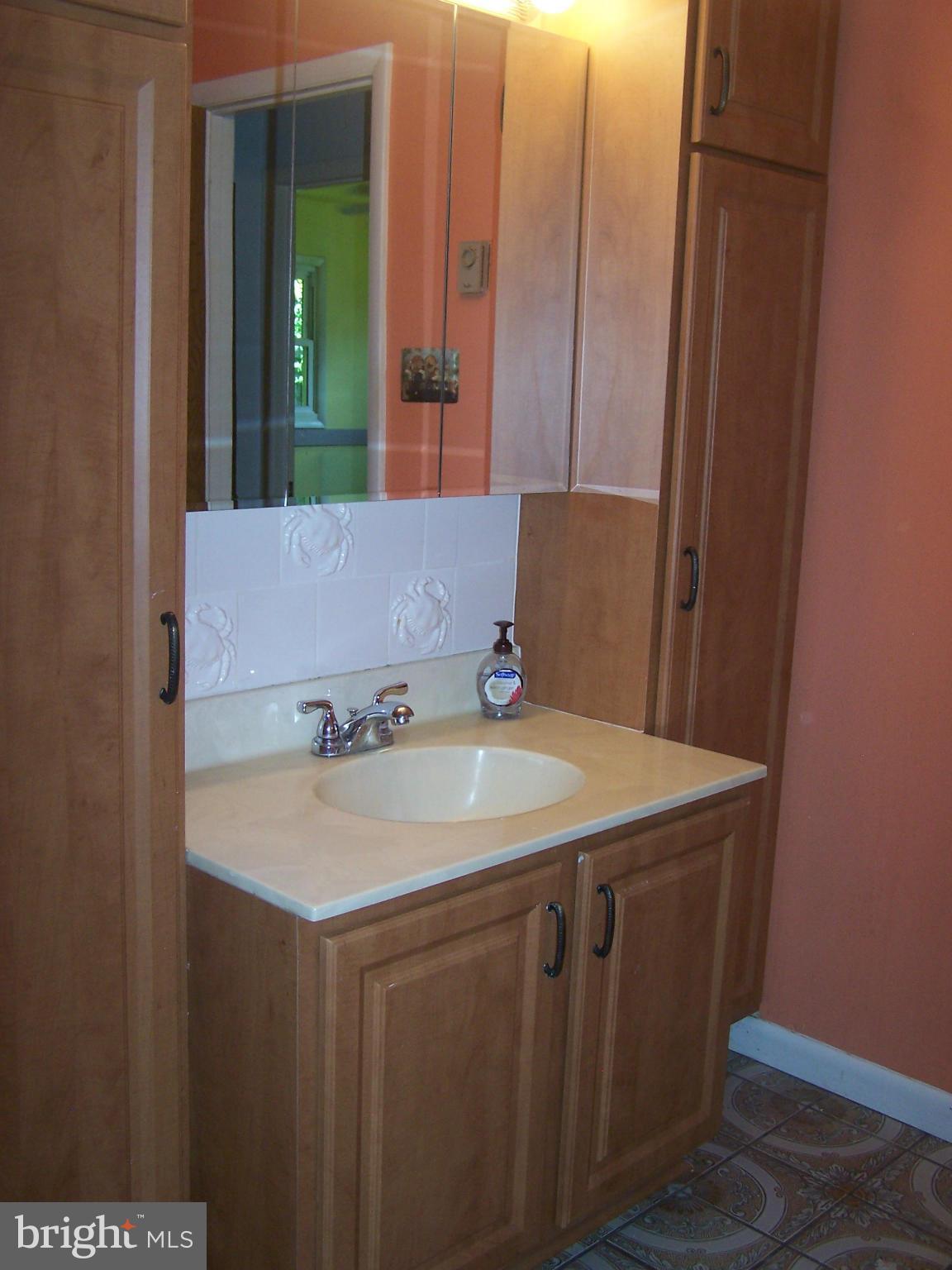 1703 Bayview Road Shady Side, MD 20764 - Photo 18 of 25 Bath