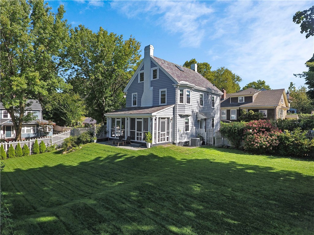 40 Colonial Road Providence, RI 02906 - Photo 3 of 40