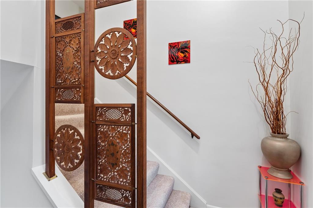 2403 Marbury Road Pittsburgh, PA 15221 - Photo 11 of 18 Gallery Image 11