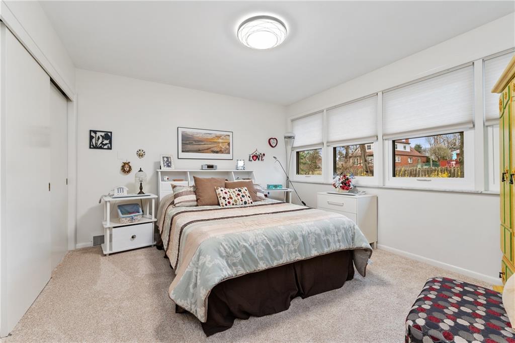 2403 Marbury Road Pittsburgh, PA 15221 - Photo 14 of 18 Gallery Image 14