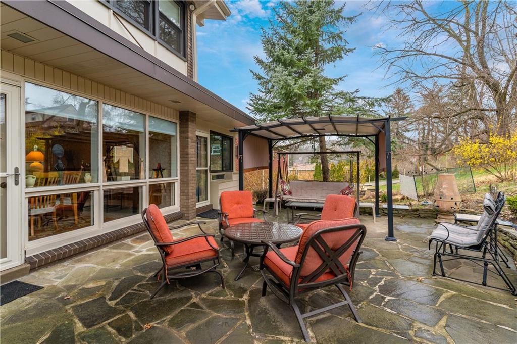 2403 Marbury Road Pittsburgh, PA 15221 - Photo 18 of 18 Gallery Image 18
