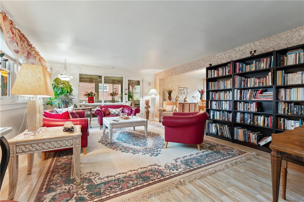 2403 Marbury Road Pittsburgh, PA 15221 - Photo 3 of 18 Gallery Image 3