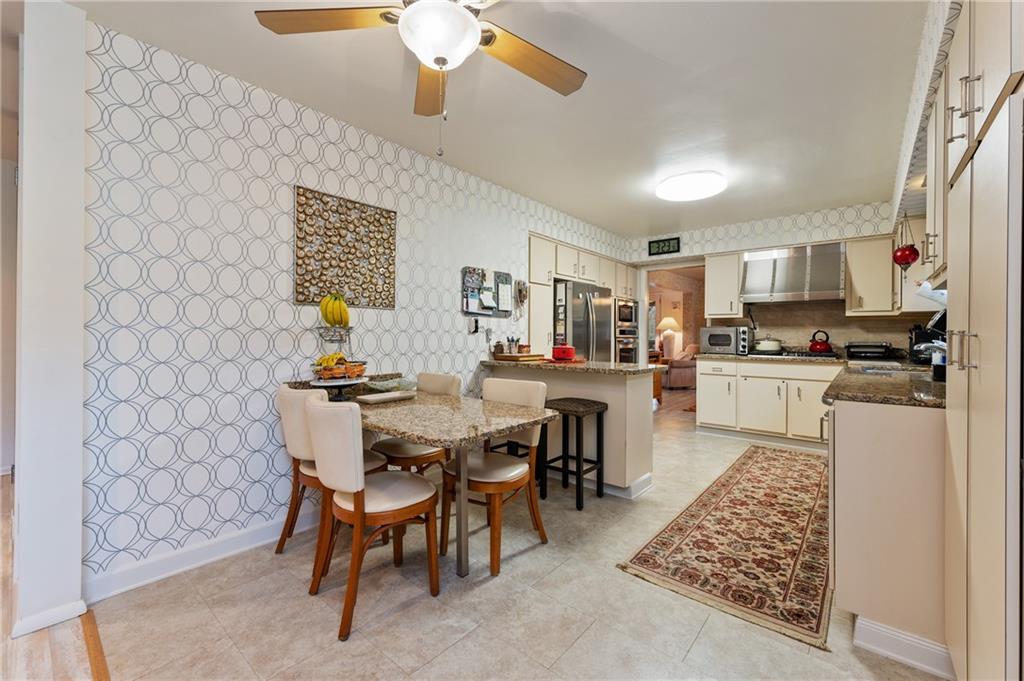 2403 Marbury Road Pittsburgh, PA 15221 - Photo 7 of 18 Gallery Image 7