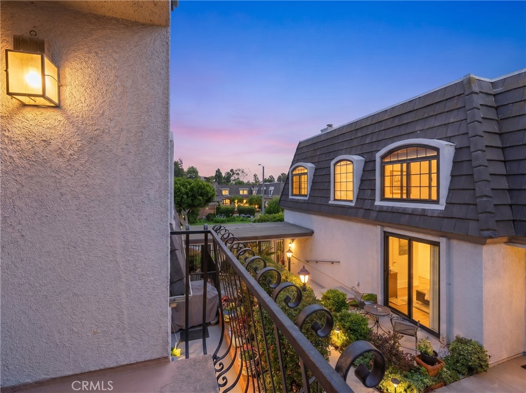8125 Redlands Street, Unit 109 Playa del Rey, CA 90293 - Photo 37 of 42