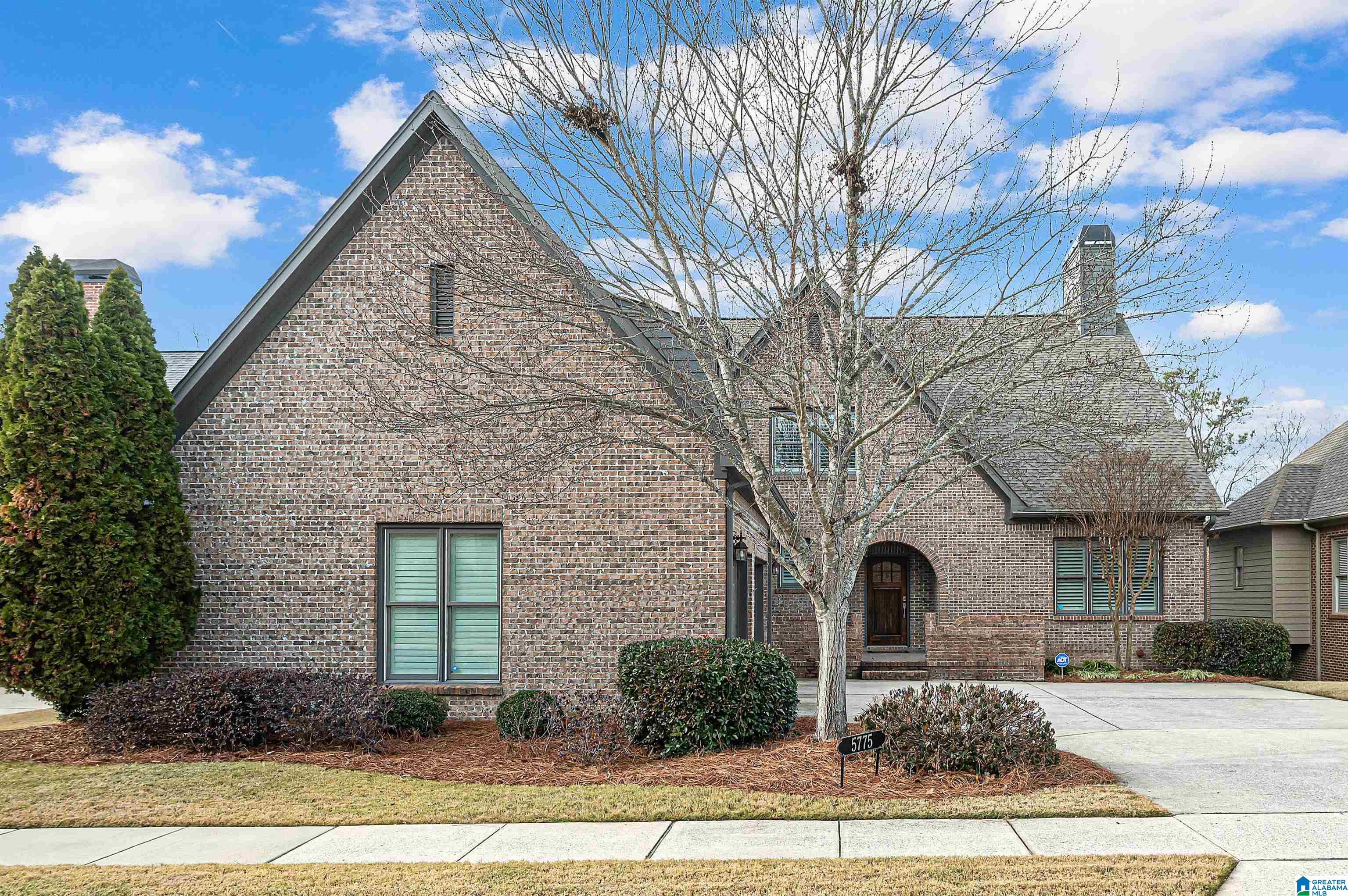 5775 Chestnut Trace Birmingham, AL 35244 - Photo 2 of 48
