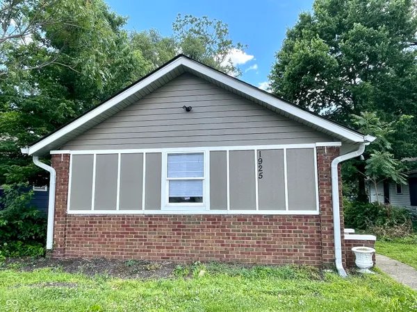 $168,500 | 1925 North Harding Street, Indianapolis, IN 46202