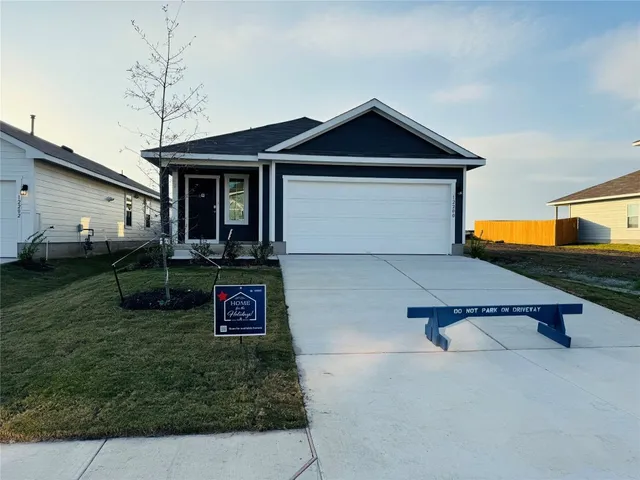 $279,990 | 12200 Pike Bend, Mustang Ridge, TX 78610