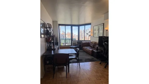 $5,100 | 303 East 60th Street, Unit 18F | Lenox Hill