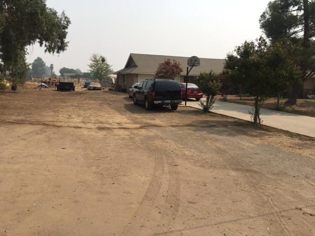 20253 Oakhill Road Madera, CA 93638 - Photo 2 of 5 Gallery Image 2