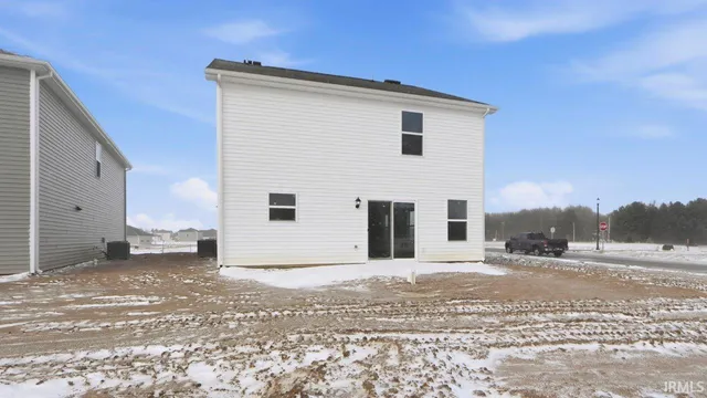 $309,005 | 1301 Greencastle Drive, Warsaw, IN 46582