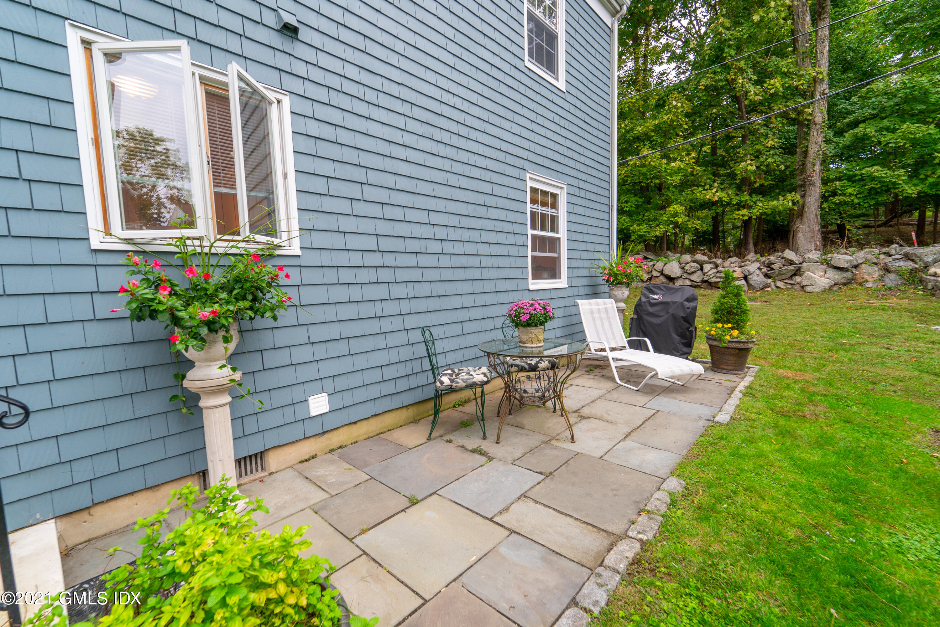 98 Valley Road, Unit 15 Cos Cob, CT 06807 - Photo 17 of 24 17MN