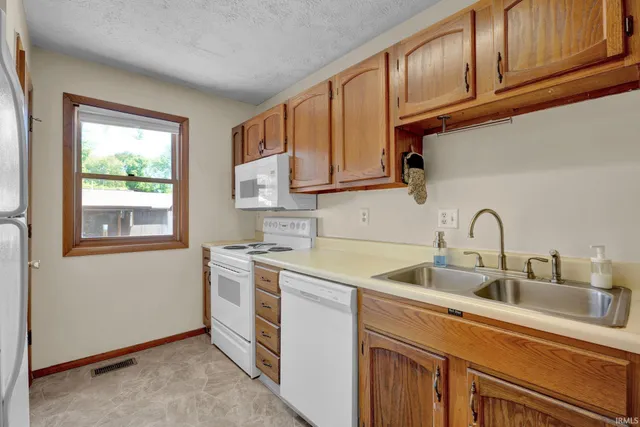 $179,000 | 2325 East Winding Brook Court, Bloomington, IN 47401