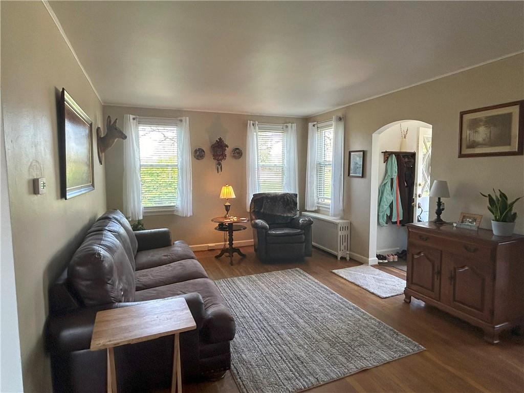 1920 Ridge Rd Extension Ambridge, PA 15003 - Photo 12 of 40 a living room with furniture and a window