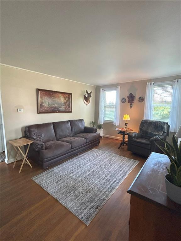 1920 Ridge Rd Extension Ambridge, PA 15003 - Photo 14 of 40 a living room with furniture and a rug