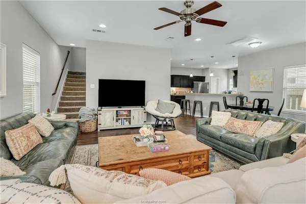 $5,600 | 410 Montclair Avenue, College Station, TX 77840