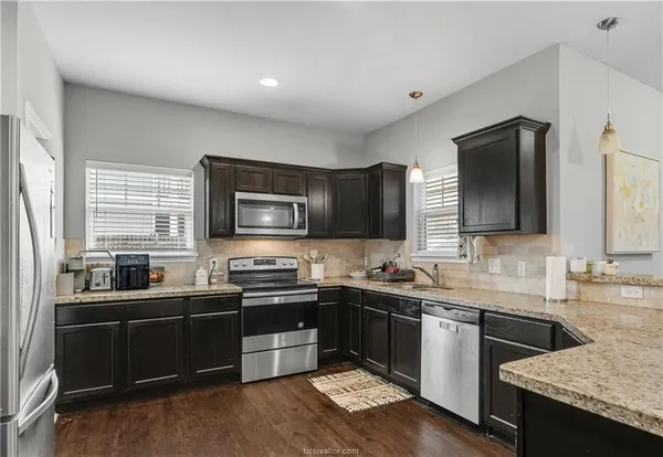 $5,600 | 410 Montclair Avenue, College Station, TX 77840