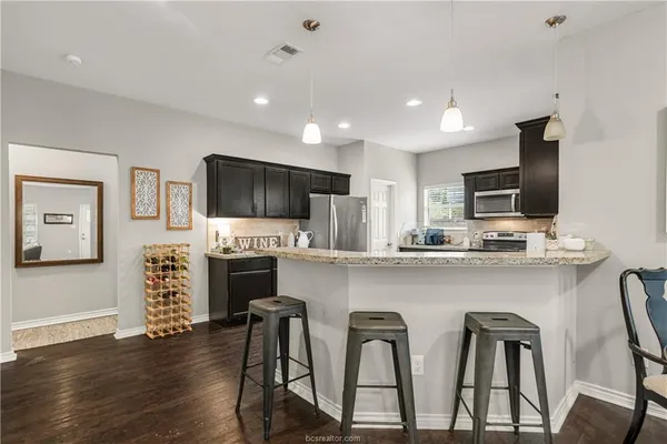 $5,600 | 410 Montclair Avenue, College Station, TX 77840