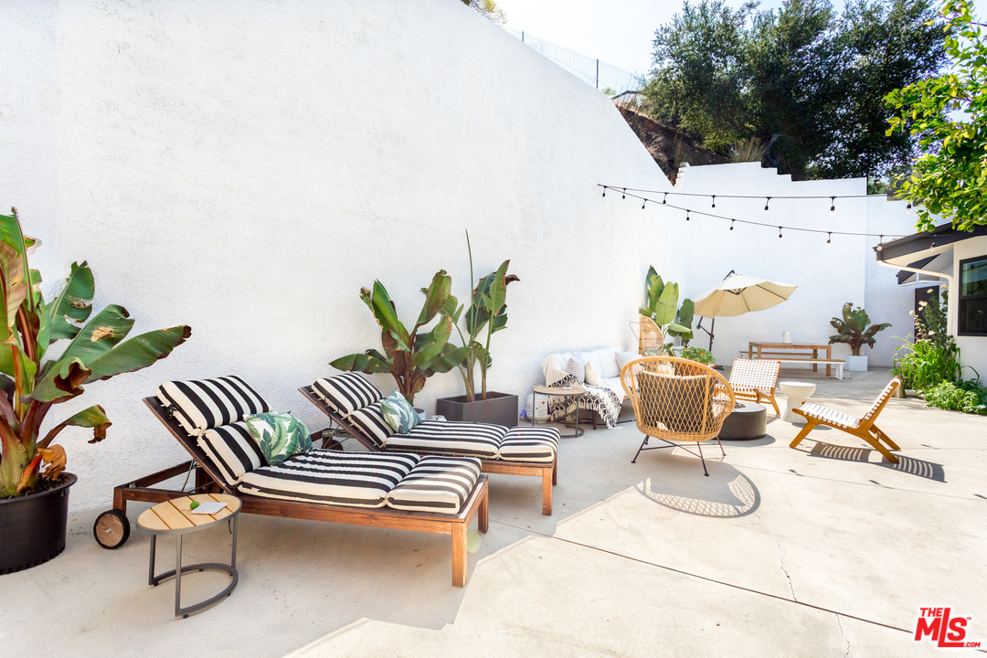 1320 Romulus Drive Glendale, CA 91205 - Photo 27 of 54