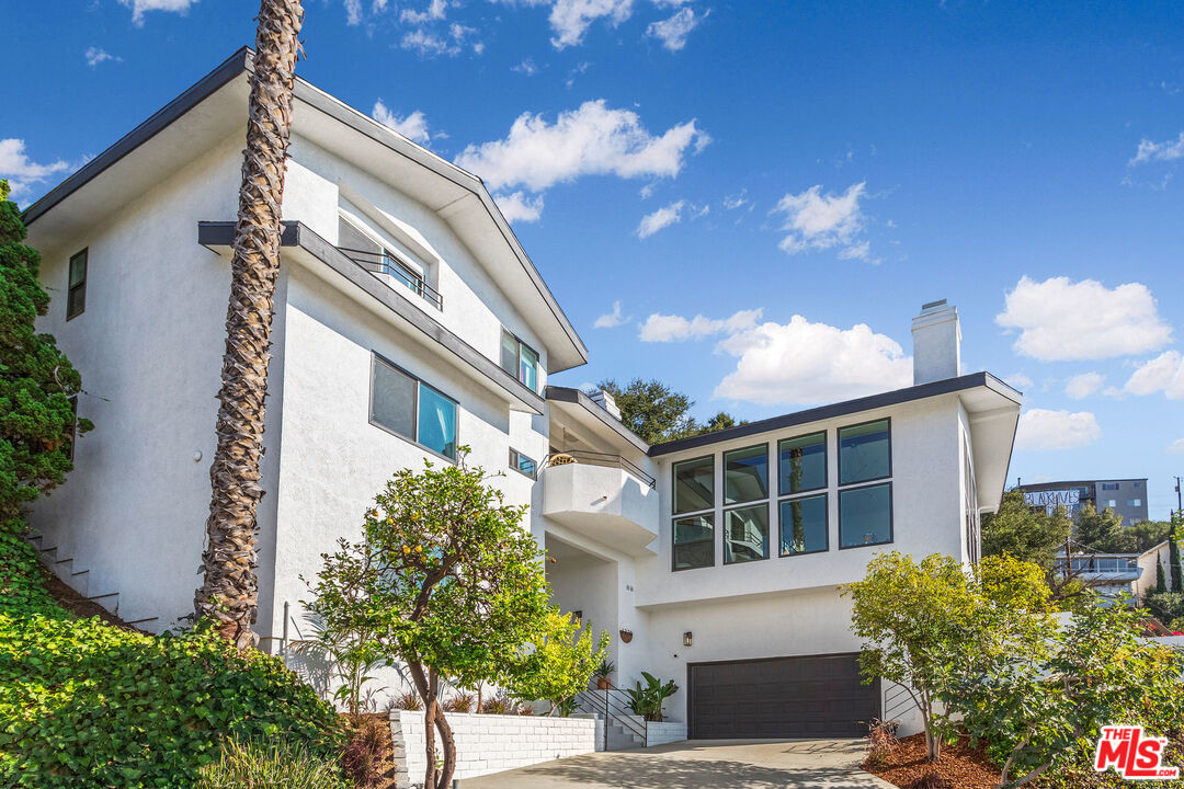 1320 Romulus Drive Glendale, CA 91205 - Photo 50 of 54