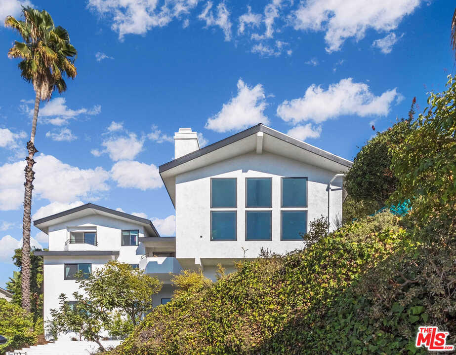 1320 Romulus Drive Glendale, CA 91205 - Photo 52 of 54