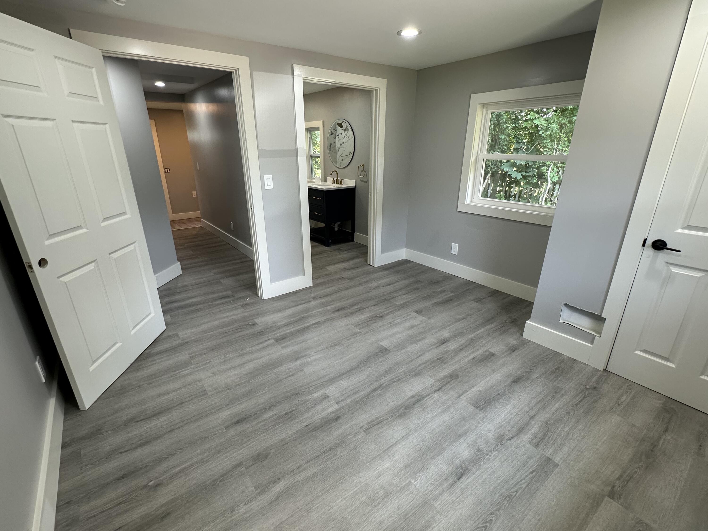1363 Pipestone Road Benton Harbor, MI 49022 - Photo 13 of 22 IMG_7504