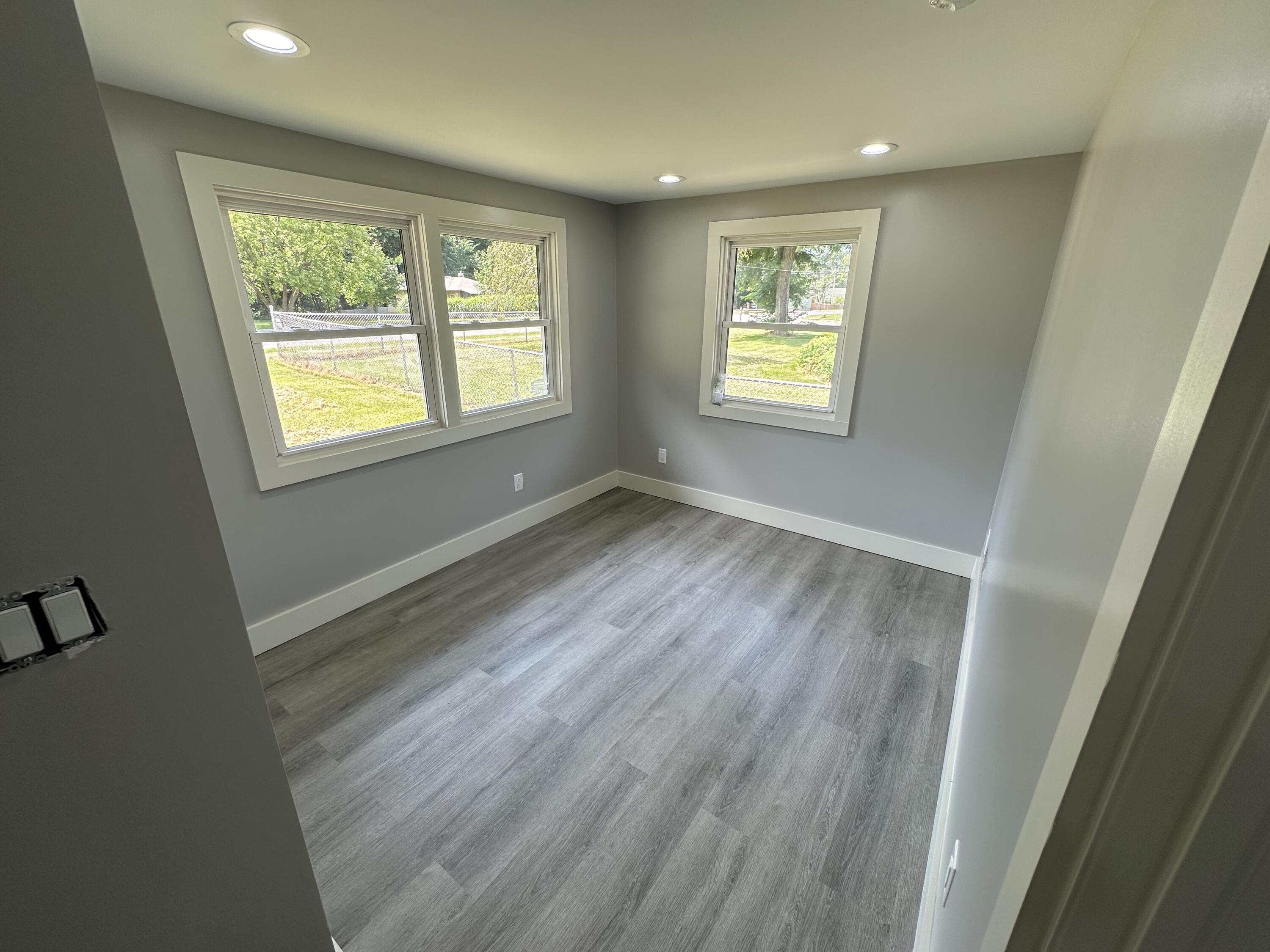 1363 Pipestone Road Benton Harbor, MI 49022 - Photo 17 of 22 IMG_7510