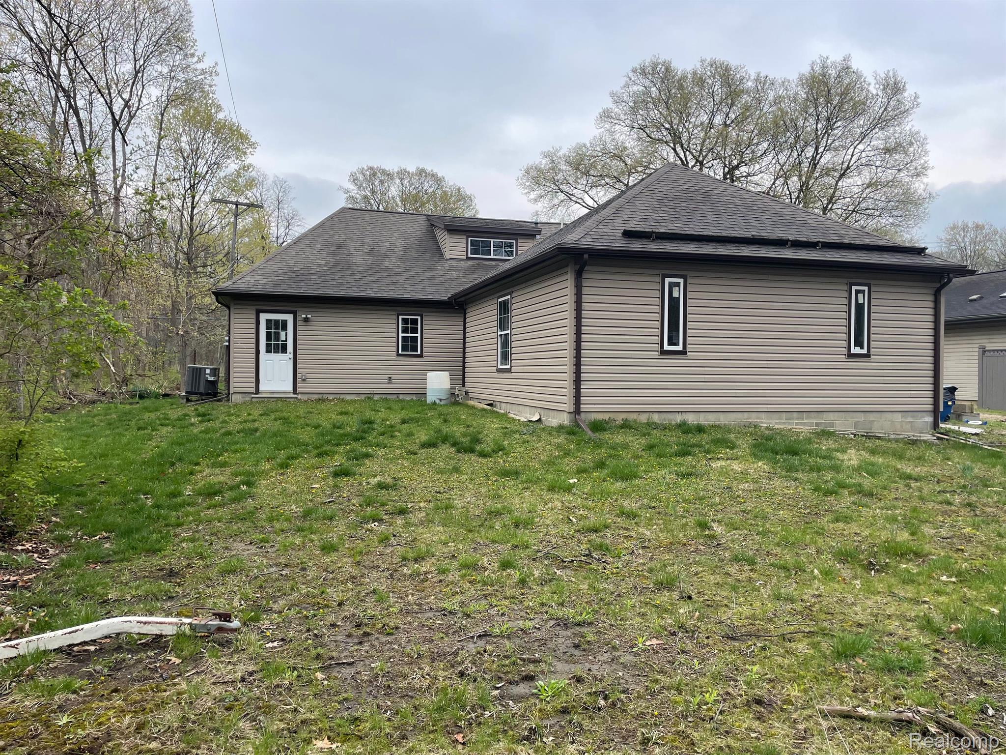 19316 Meridian Road Grosse Ile, MI 48138 - Photo 44 of 44 Gallery Image 44