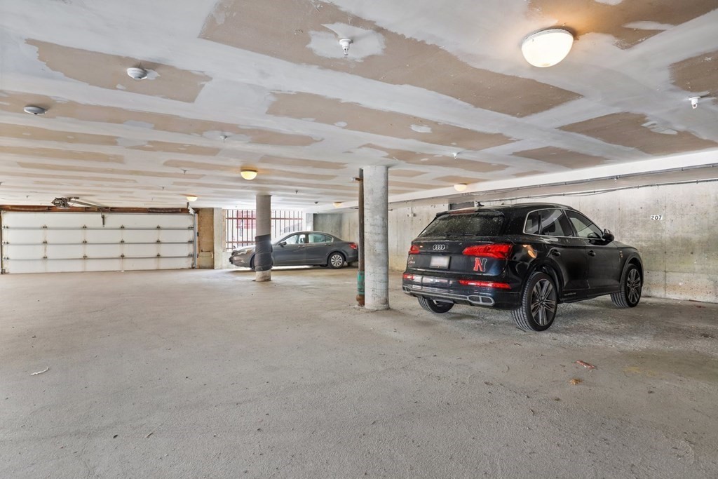 348 Rantoul Street, Unit 207 Beverly, MA 01915 - Photo 17 of 17 Gallery Image 17