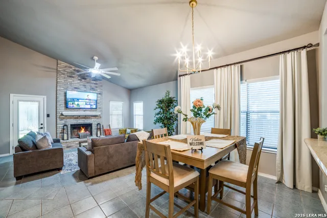 $2,295 | 13934 Blenheim, San Antonio, TX 78209