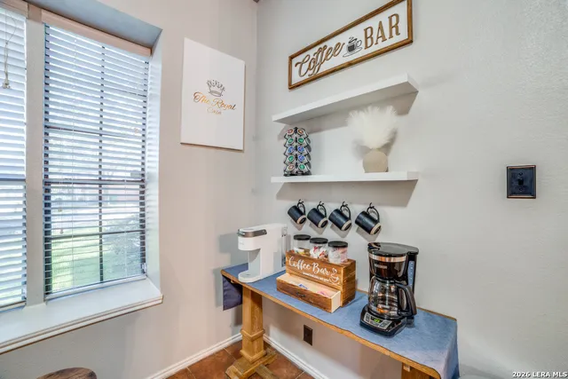 $2,295 | 13934 Blenheim, San Antonio, TX 78209