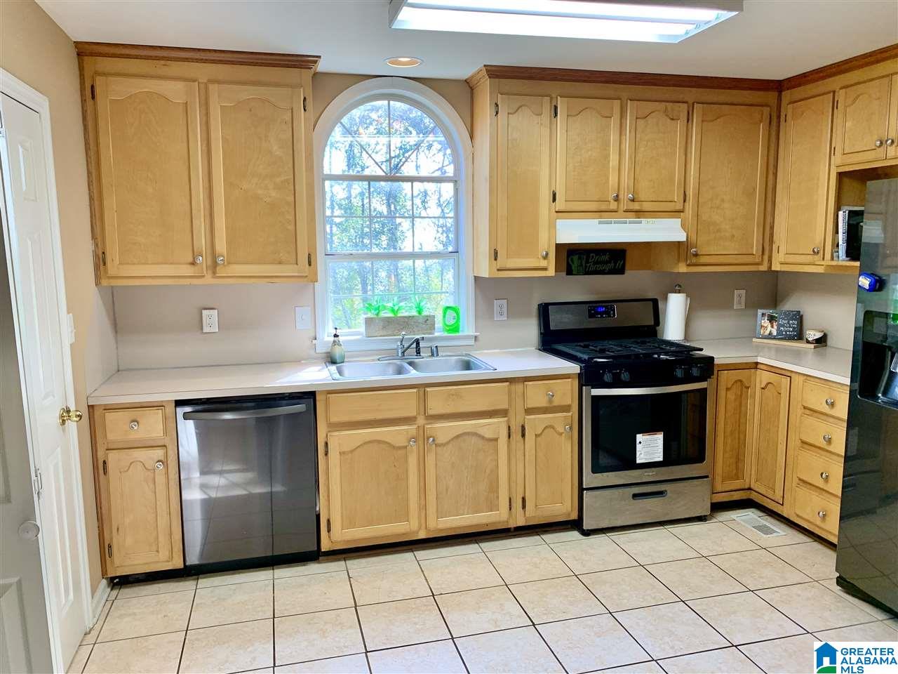 4709 South Shades Crest Road Helena, AL 35022 - Photo 11 of 37