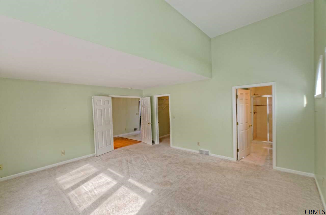 7 Gregg Road Guilderland, NY 12009 - Photo 17 of 25 Photo 17
