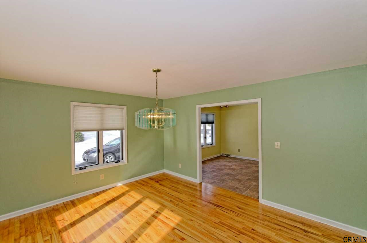 7 Gregg Road Guilderland, NY 12009 - Photo 10 of 25 Photo 10
