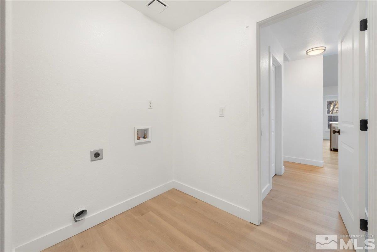 850 Cliff View Drive Reno, NV 89523 - Photo 30 of 39 Photo 31
