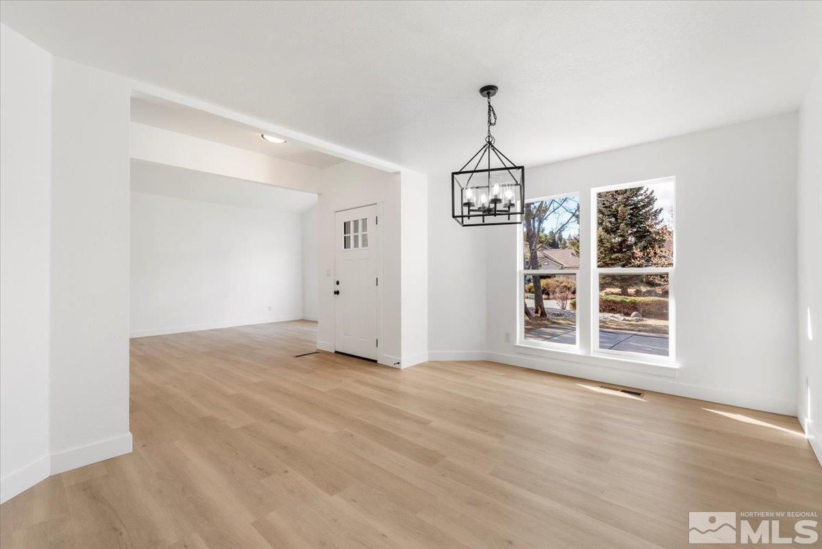 850 Cliff View Drive Reno, NV 89523 - Photo 6 of 39 Photo 6