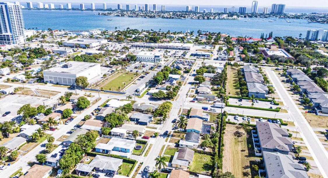 112 West 34th Street, Unit 1 Riviera Beach, FL 33404 - Photo 26 of 26 Aerial view