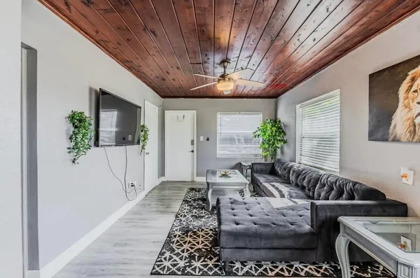 $1,850 | 112 West 34th Street, Unit 1, Riviera Beach, FL 33404