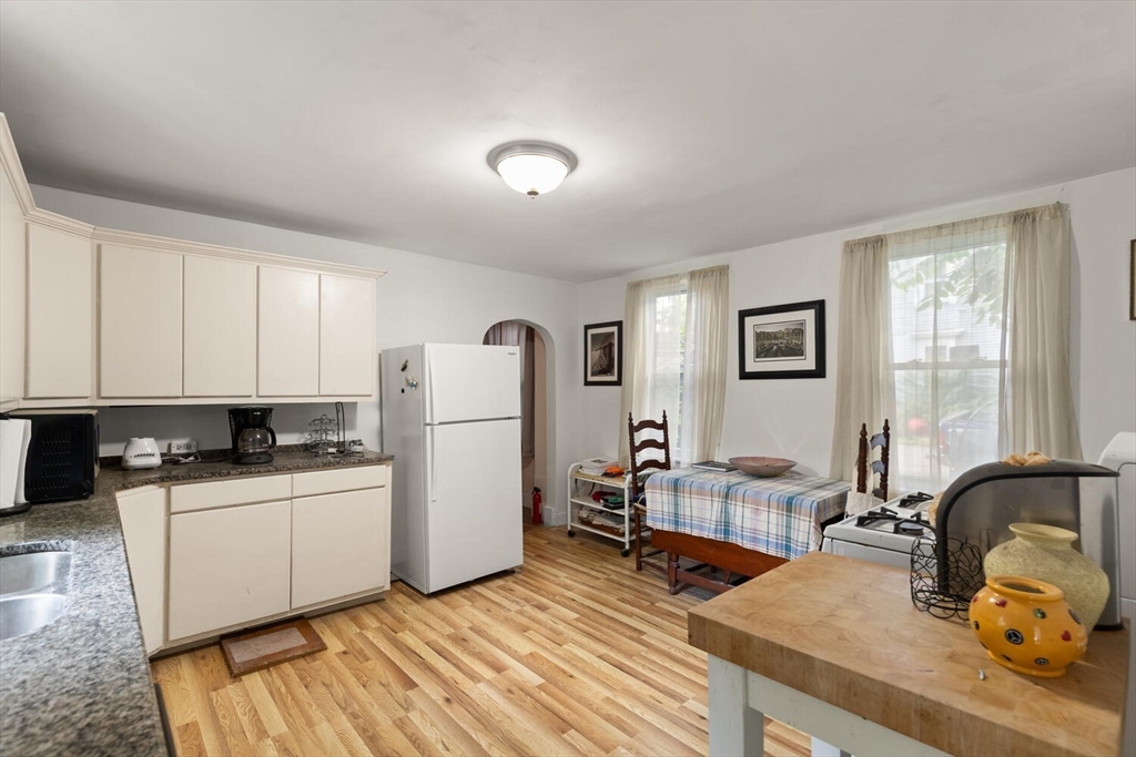 40 Cherry Street Danvers, MA 01923 - Photo 18 of 38