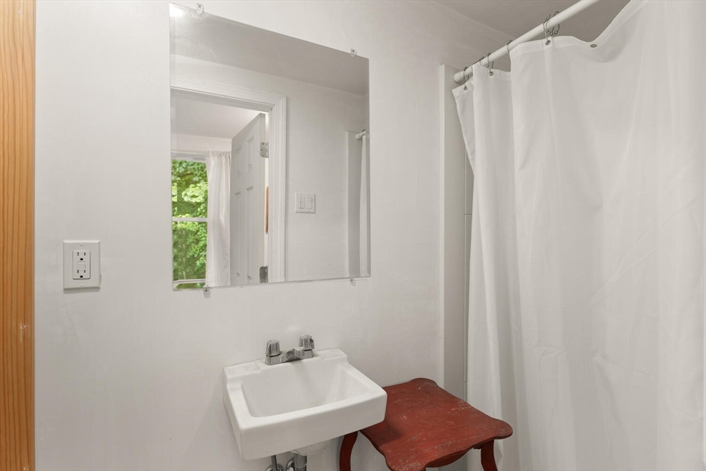 40 Cherry Street Danvers, MA 01923 - Photo 21 of 38