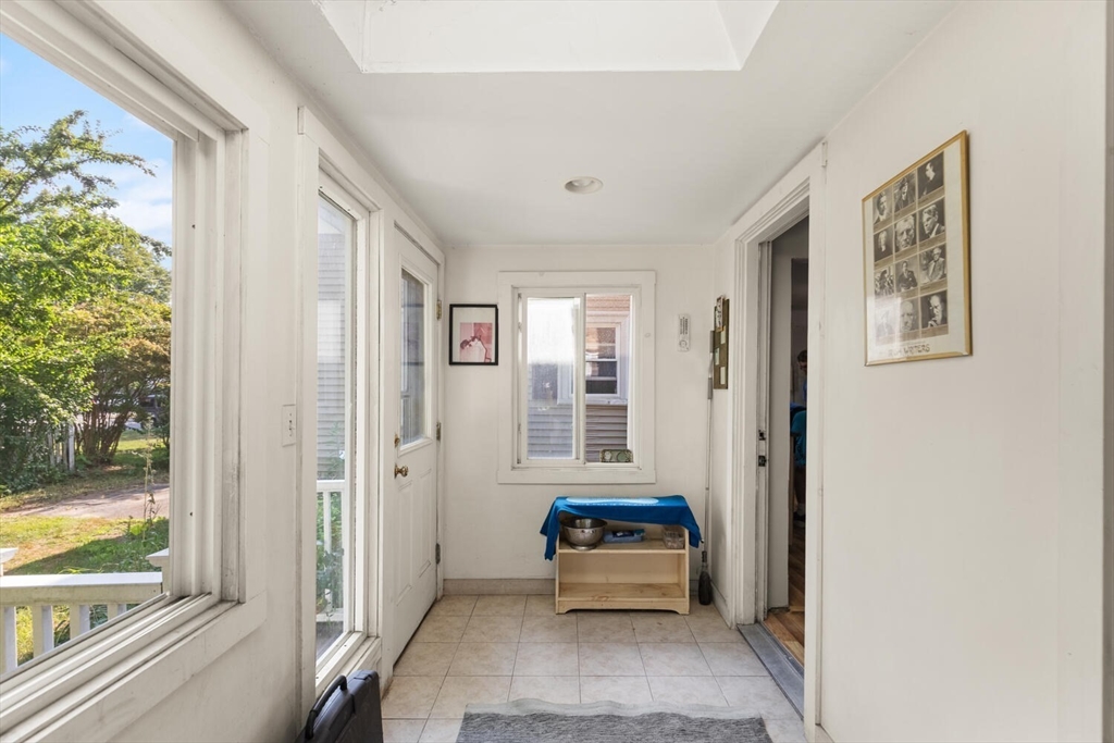 40 Cherry Street Danvers, MA 01923 - Photo 6 of 38