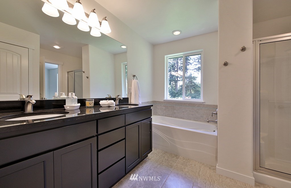 4908 Mutiny Bay Road Freeland, WA 98249 - Photo 15 of 25 Gallery Image 15
