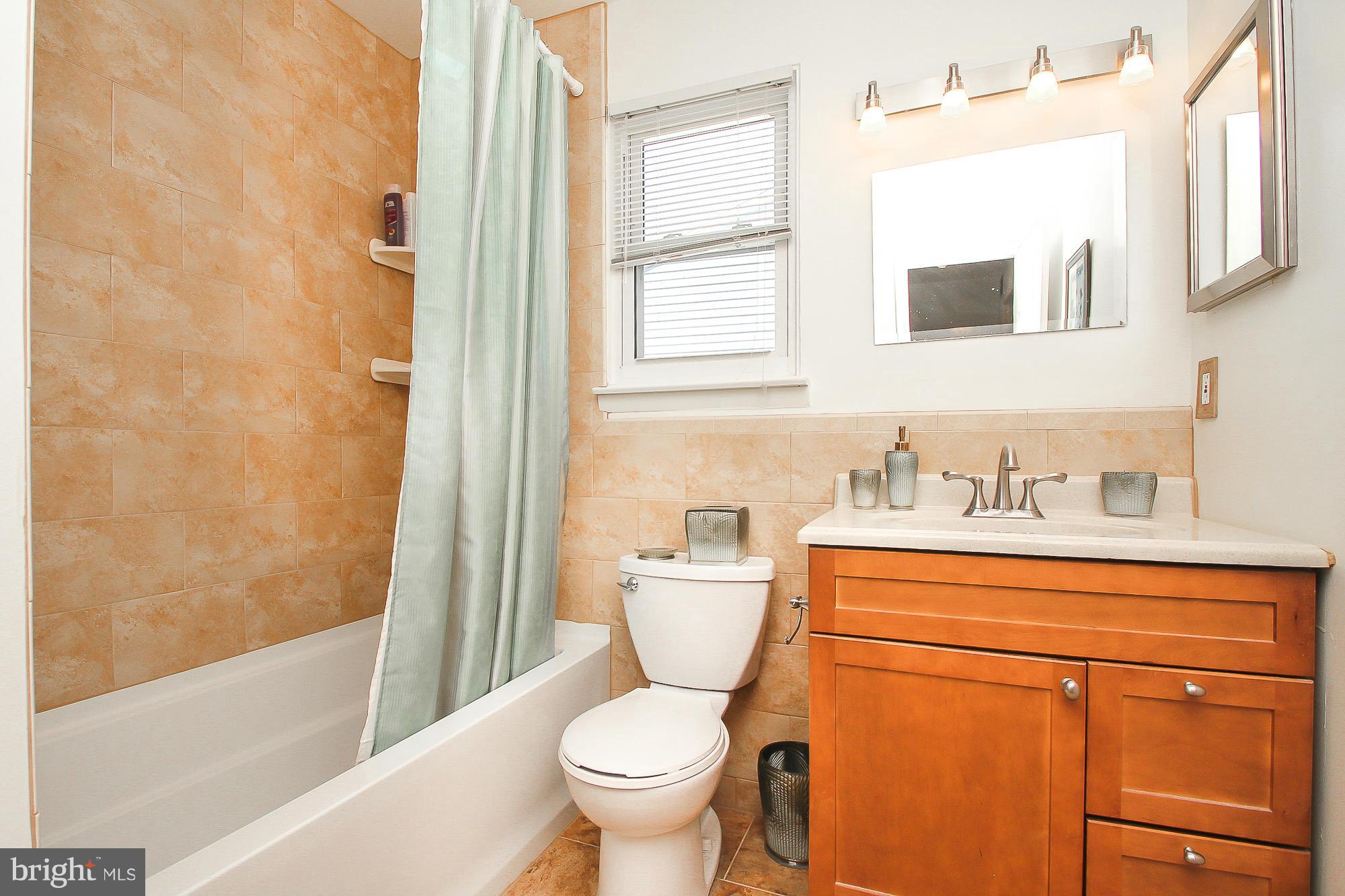 9304 Oak White Road Baltimore, MD 21236 - Photo 21 of 29 Interior (General) 19