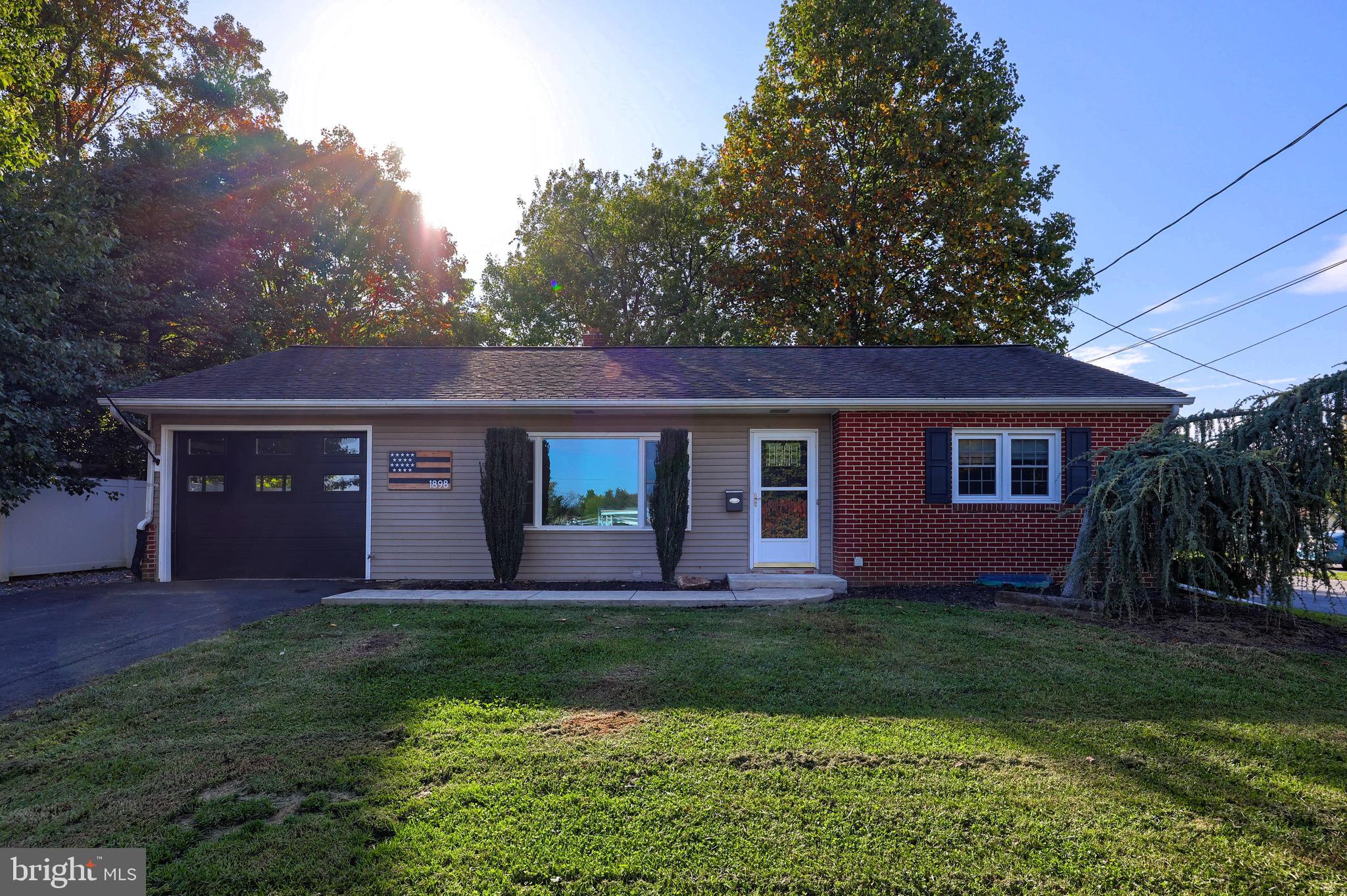 1898 Manor Ridge Drive Lancaster, PA 17603 - Photo 1 of 27 Gallery Image 1