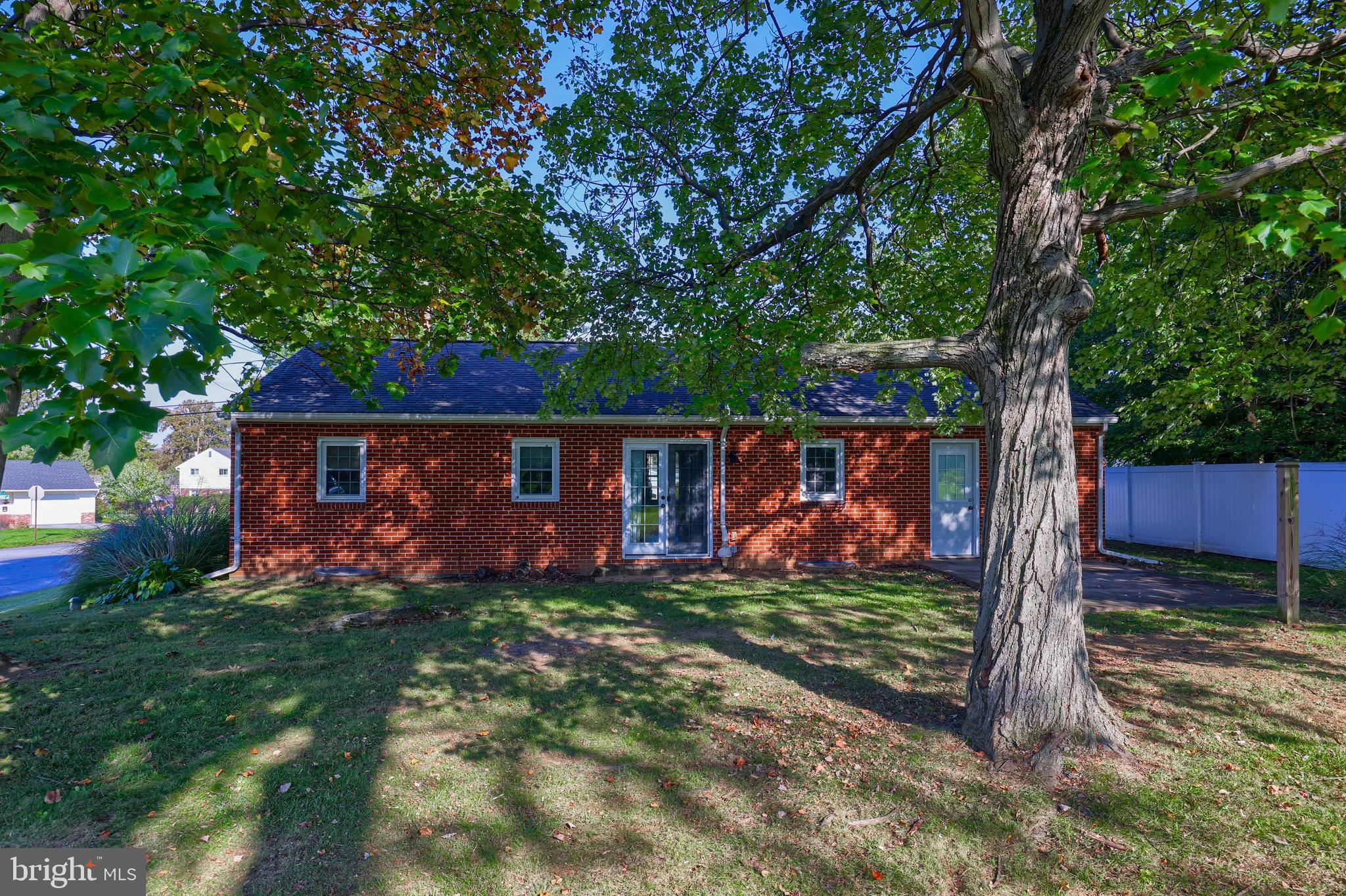 1898 Manor Ridge Drive Lancaster, PA 17603 - Photo 23 of 27 Gallery Image 23