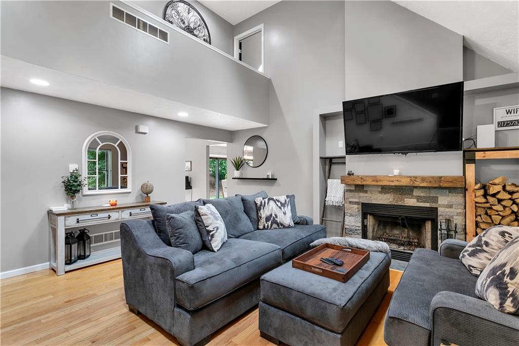 321 Crisswell Road, Unit B Butler, PA 16002 - Photo 6 of 25