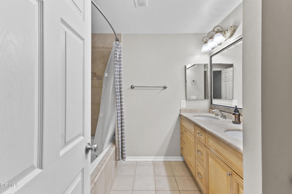 2012 Blackberry Circle Oxnard, CA 93036 - Photo 13 of 14