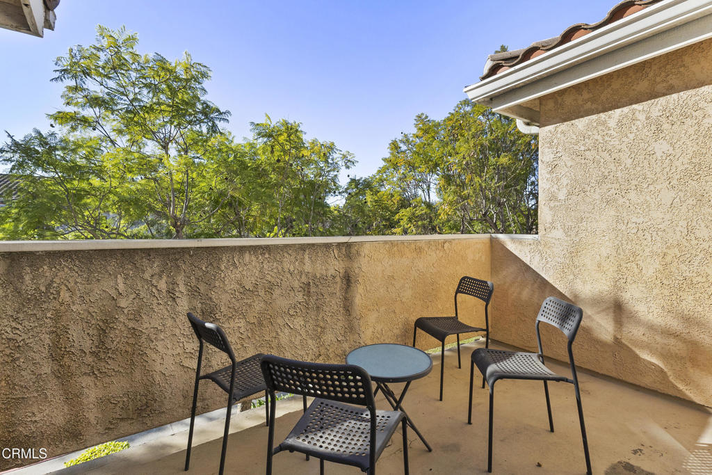 2012 Blackberry Circle Oxnard, CA 93036 - Photo 4 of 14